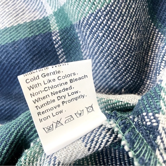 Pretty Garden Navy/Green Plaid Shacket Size XXL - Picture 6 of 6